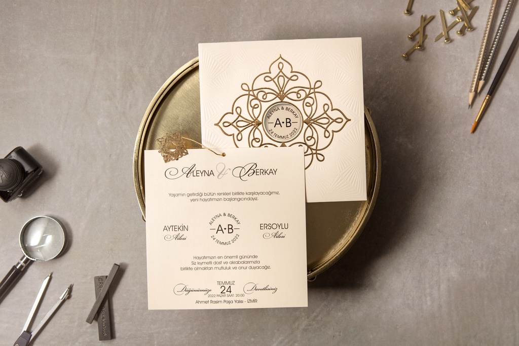 i8326 - KindlyPressed