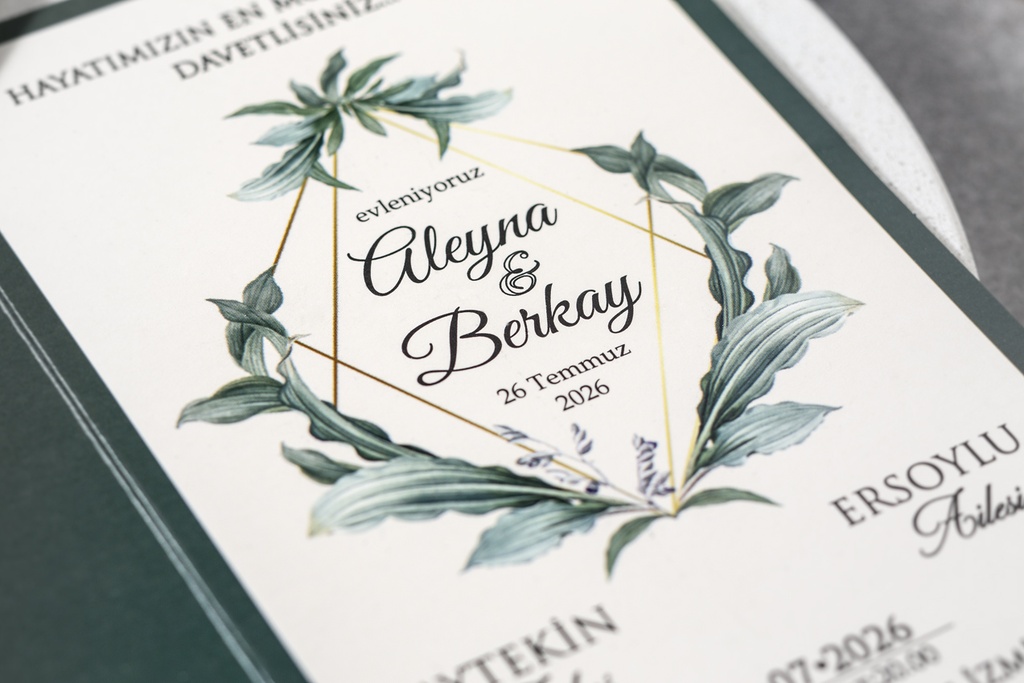 i7002 - Timeless Elegance