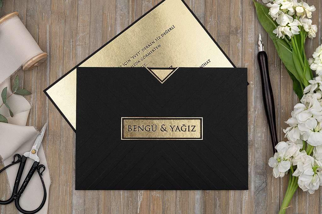 5125 - Shadow & Light